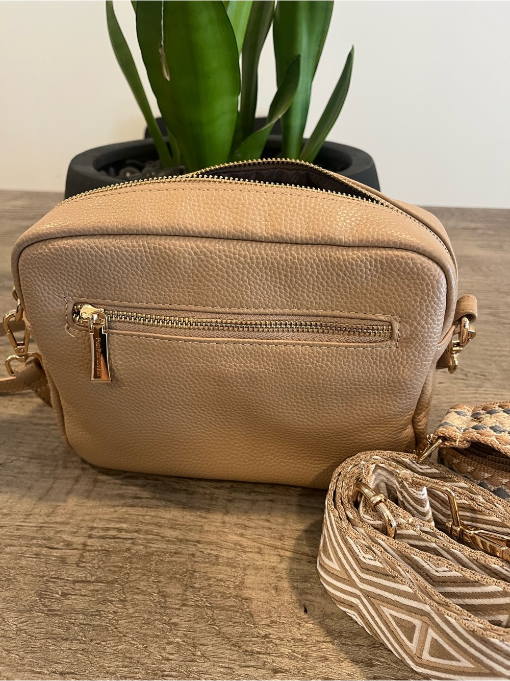 🖤Pom Pom London Taupe Crossbody Bag + 2 Interchangeable Straps - Picture 3 of 5